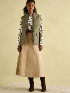 Minx Green Showerproof Diamond Quilted Gilet